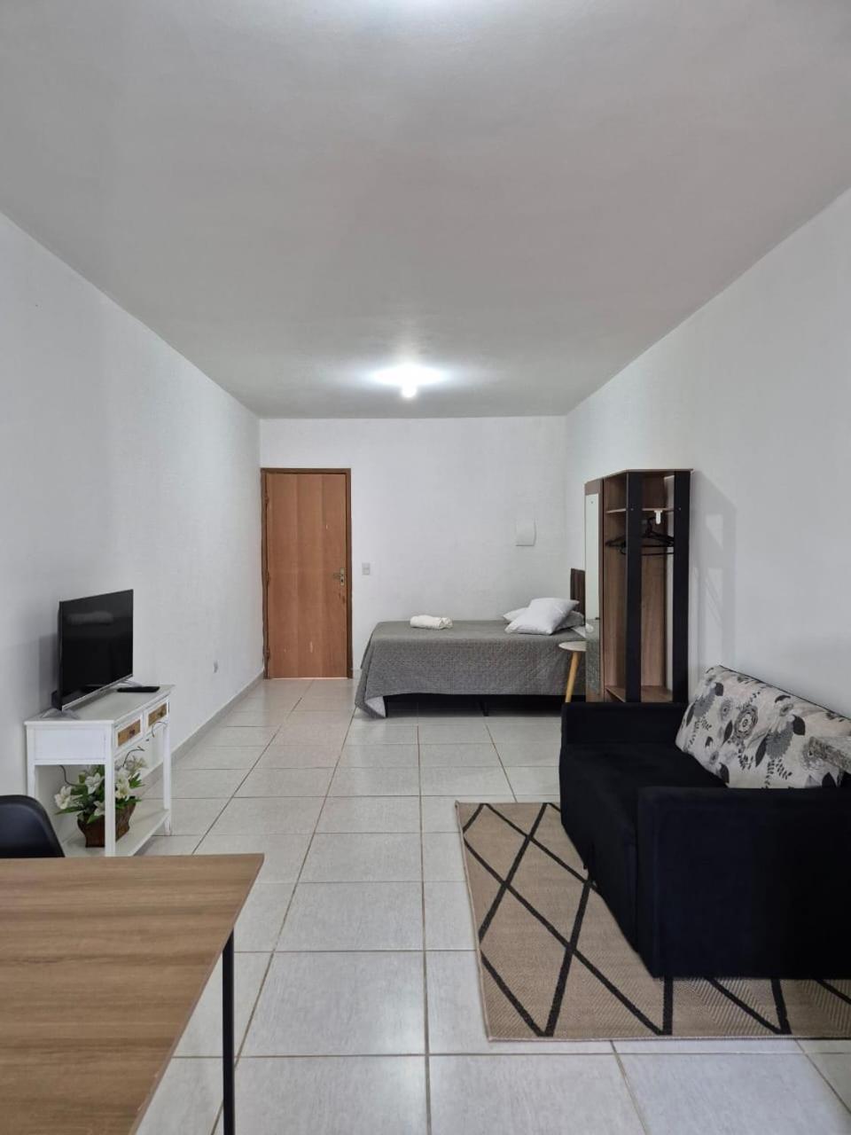 Estudio Charmoso No Centro De Apiai Apartment ภายนอก รูปภาพ